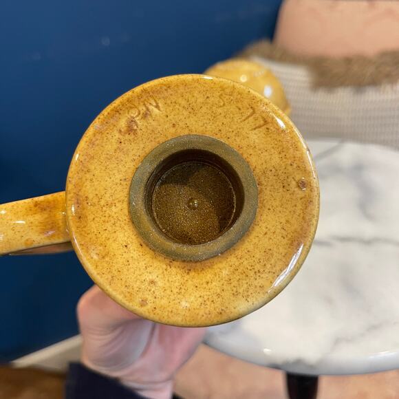 Classic Vintage Salt & Pepper Shakers - Picture 3 of 4